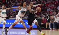 三亿体育体育网站入口-猛龙胜灰熊取得两连胜