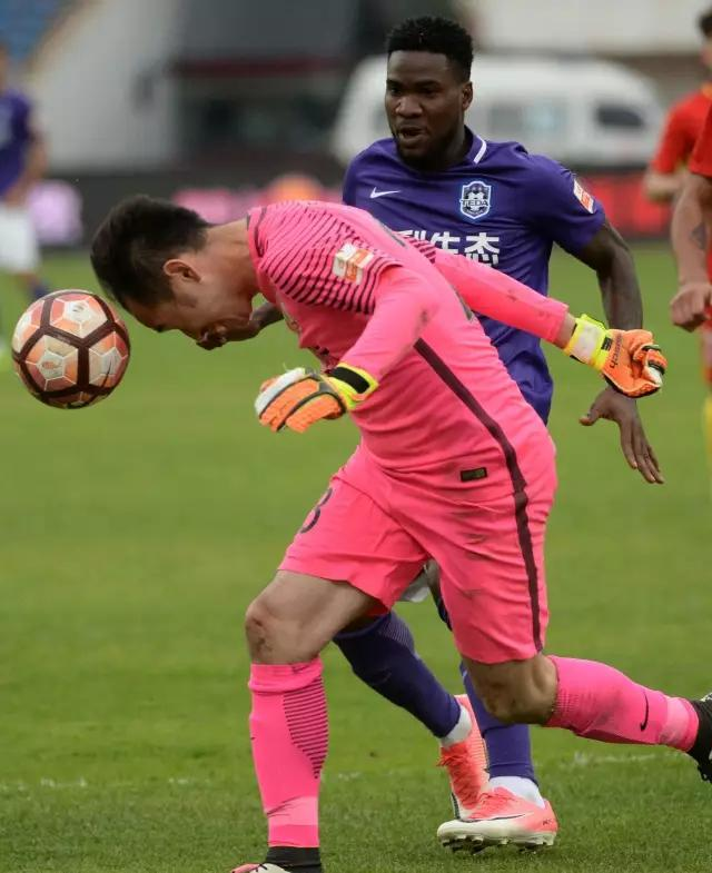 比萨拉意外平局，客场难取胜