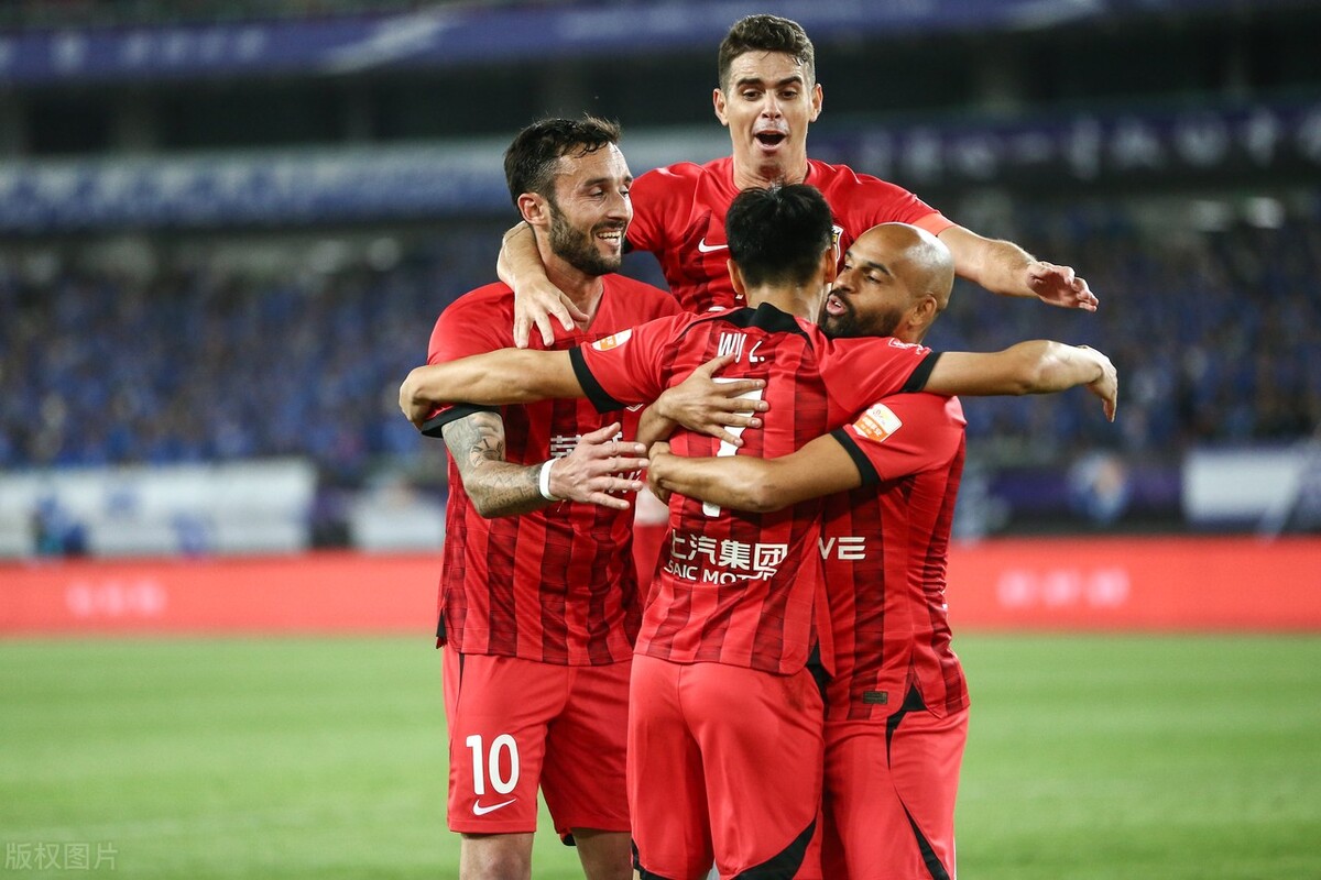 卫冕冠军再次挑战强敌，胜负难料